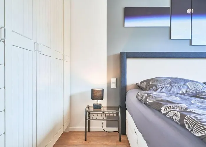 Juchmann Modern Retreat *